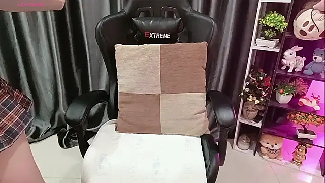 Yuki-yio online show from March 28, 2026, 1:16 am