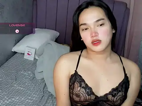 MoaningKylie online show from March 1, 2026, 4:03 am