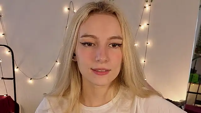 berrry girl online show from July 11, 2026, 11:02 am