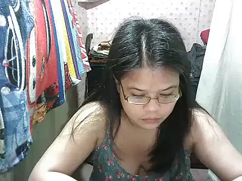 abiemayhottiey online show from October 28, 2025, 11:40 pm