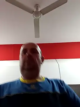 Snapshot of Hot-pico76 chatting on February 5, 2025, 8:21 am Hot-pico76 online show from February 5, 2025, 8:21 am