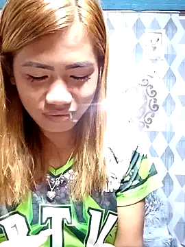 Snapshot of Cutie_body11 chatting on December 7, 2024, 12:30 am Cutie body11 online show from December 7, 2024, 12:30 am