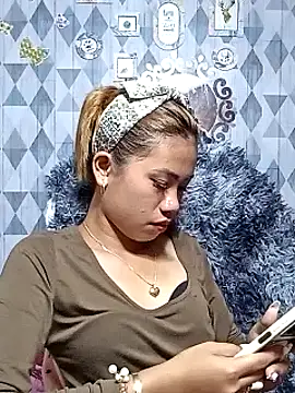 Snapshot of Cutie_body11 chatting on January 13, 2025, 3:12 am Cutie body11 online show from January 13, 2025, 3:12 am