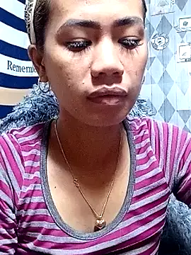 Snapshot of Cutie_body11 chatting on January 15, 2025, 1:45 am Cutie body11 online show from January 15, 2025, 1:45 am
