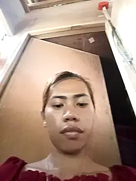 Snapshot of Cutie_body11 chatting on February 8, 2025, 2:47 am Cutie body11 online show from February 8, 2025, 2:47 am