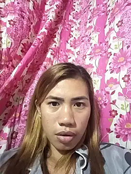 Snapshot of Cutie_body11 chatting on February 20, 2025, 10:59 am Cutie body11 online show from February 20, 2025, 10:59 am