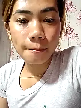 Snapshot of Cutie_body11 chatting on March 10, 2025, 10:13 pm Cutie body11 online show from March 10, 2025, 10:13 pm