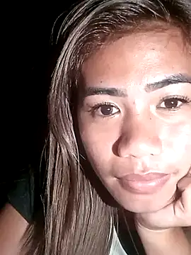Snapshot of Cutie_body11 chatting on March 18, 2025, 12:03 pm Cutie body11 online show from March 18, 2025, 12:03 pm