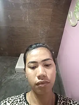 Snapshot of Cutie_body11 chatting on October 8, 2025, 10:29 pm Cutie body11 online show from October 8, 2025, 10:29 pm