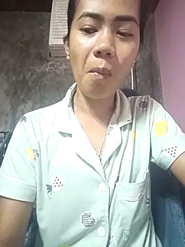 Snapshot of Cutie_body11 chatting on October 13, 2025, 10:43 pm Cutie body11 online show from October 13, 2025, 10:43 pm