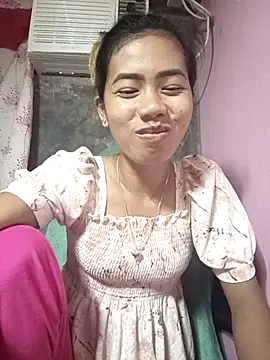 Snapshot of Cutie_body11 chatting on October 18, 2025, 2:03 am Cutie body11 online show from October 18, 2025, 2:03 am