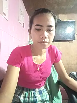 Snapshot of Cutie_body11 chatting on November 14, 2025, 12:31 am Cutie body11 online show from November 14, 2025, 12:31 am