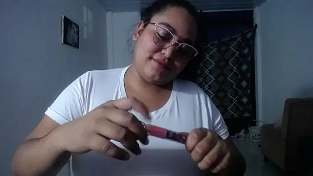 sirena 15 online show from November 11, 2025, 6:24 am