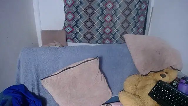 sirena 15 online show from April 11, 2026, 3:55 am