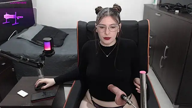 xxbbtaa online show from April 21, 2026, 8:34 pm