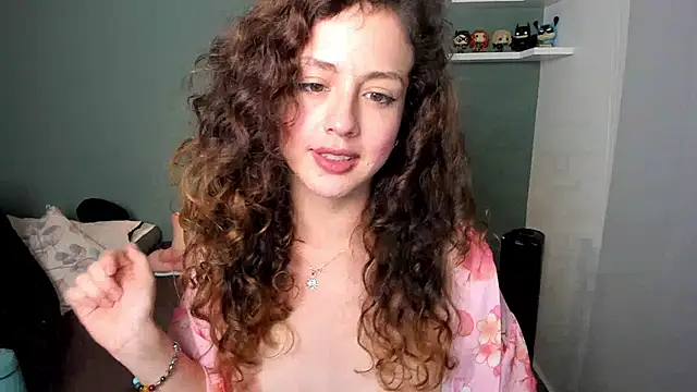 Snapshot of Cassandra_Caiin chatting on December 9, 2024, 10:41 pm Cassandra Caiin online show from December 9, 2024, 10:41 pm