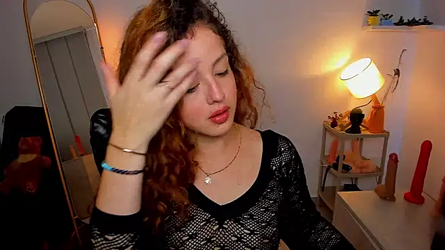 Snapshot of Cassandra_Caiin chatting on September 14, 2025, 1:43 pm Cassandra Caiin online show from September 14, 2025, 1:43 pm