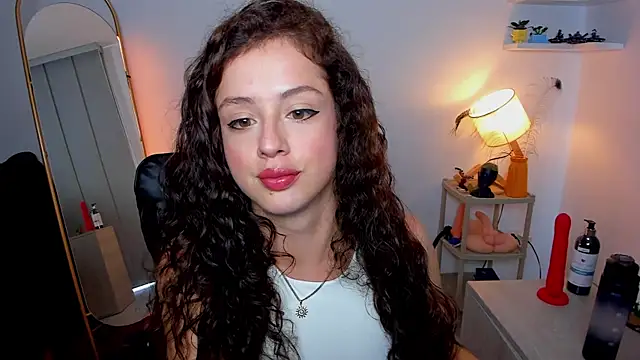 Snapshot of Cassandra_Caiin chatting on September 30, 2025, 8:14 pm Cassandra Caiin online show from September 30, 2025, 8:14 pm