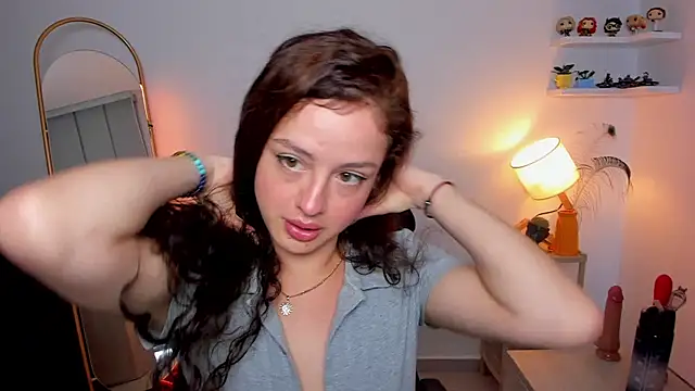 Snapshot of Cassandra_Caiin chatting on October 2, 2025, 12:01 pm Cassandra Caiin online show from October 2, 2025, 12:01 pm