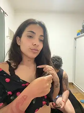 Athenabye online show from November 9, 2025, 4:33 am