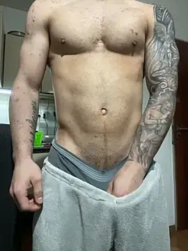 Snapshot of srmisterio09 chatting on September 14, 2025, 9:47 pm srmisterio09 online show from September 14, 2025, 9:47 pm