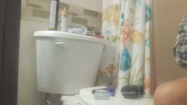 Snapshot of Yankeedave420 chatting on October 13, 2025, 6:08 pm Yankeedave420 online show from October 13, 2025, 6:08 pm