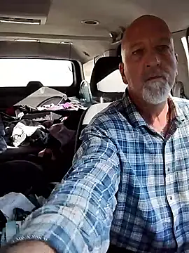 Snapshot of Yankeedave420 chatting on October 30, 2025, 3:02 pm Yankeedave420 online show from October 30, 2025, 3:02 pm