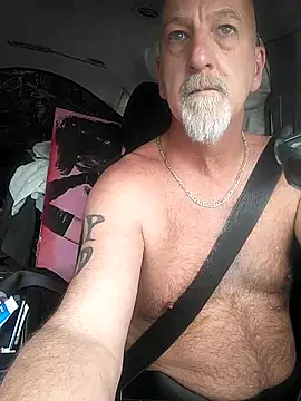 Snapshot of Yankeedave420 chatting on May 16, 2026, 7:45 pm Yankeedave420 online show from May 16, 2026, 7:45 pm