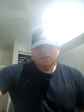 chicoguapo8 online show from February 22, 2025, 4:40 am