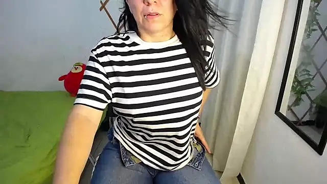 alexa milsf online show from December 7, 2024, 4:09 am