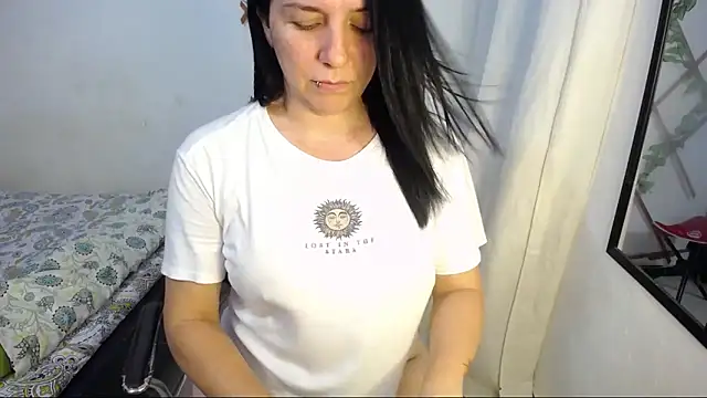 alexa milsf online show from December 17, 2024, 4:12 am