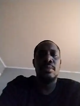 Makeyoucumallover online show from November 18, 2025, 8:19 am