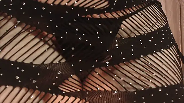 Estefani 32 online show from October 10, 2025, 5:12 pm