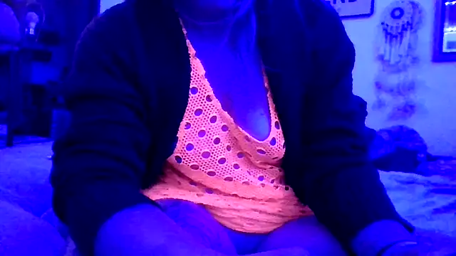 Snapshot of Sassy_Savage chatting on October 5, 2025, 6:39 pm Sassy Savage online show from October 5, 2025, 6:39 pm