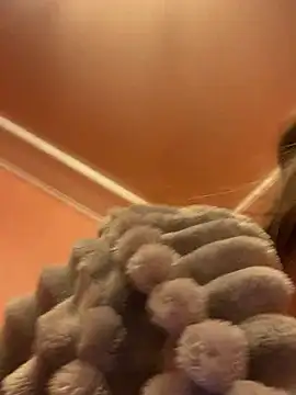 Flossy Vettie online show from February 20, 2025, 7:30 pm