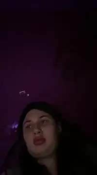 Flossy Vettie online show from March 5, 2025, 2:14 am