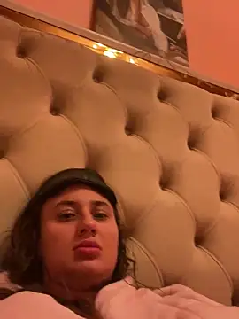 Flossy Vettie online show from March 16, 2025, 8:43 pm