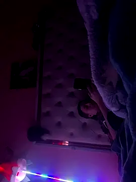 Flossy Vettie online show from October 4, 2025, 12:52 am