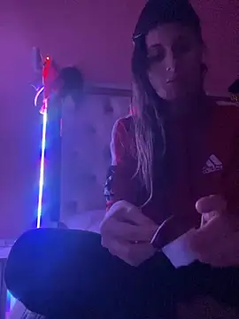 Flossy Vettie online show from November 18, 2025, 3:27 pm