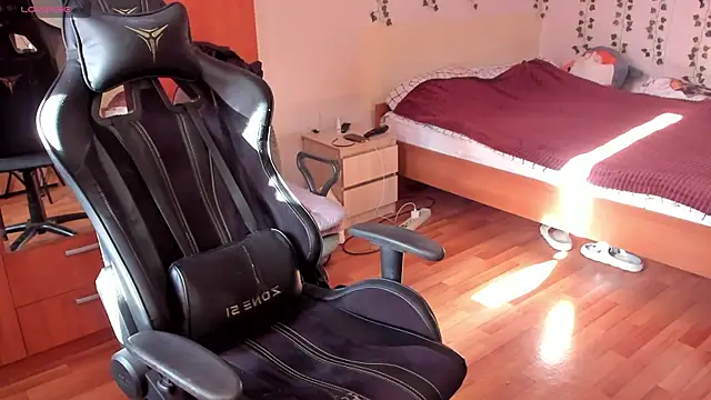 teelimata online show from October 7, 2025, 11:18 am