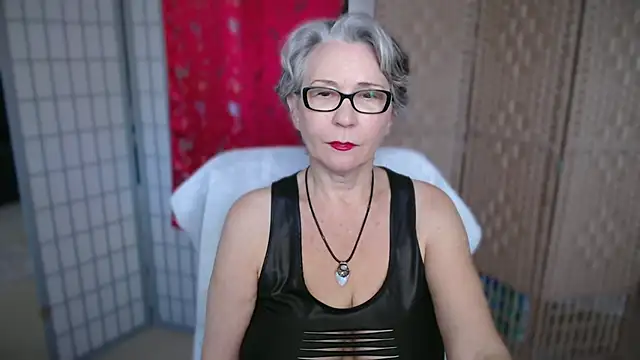petradaniels online show from July 8, 2026, 8:02 pm