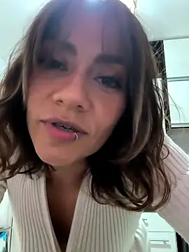 Snapshot of SamyJones9 chatting on November 15, 2025, 2:42 am SamyJones9 online show from November 15, 2025, 2:42 am