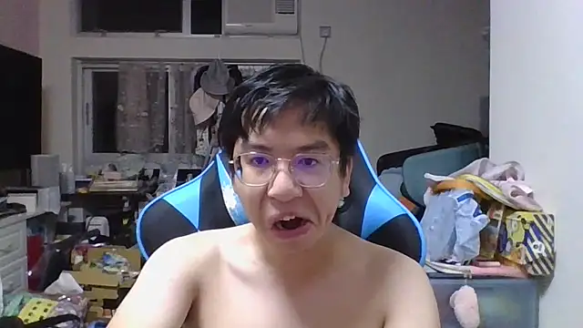 Snapshot of charlie_xdd chatting on November 1, 2025, 10:39 am charlie xdd online show from November 1, 2025, 10:39 am