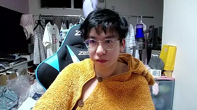 Snapshot of charlie_xdd chatting on January 12, 2026, 1:16 pm charlie xdd online show from January 12, 2026, 1:16 pm