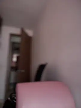 DulceLenns online show from October 25, 2025, 6:13 pm