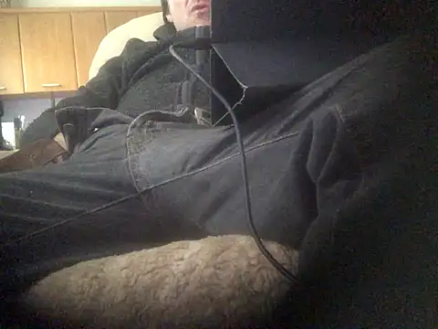 Snapshot of translove chatting on February 7, 2025, 2:04 pm translove online show from February 7, 2025, 2:04 pm