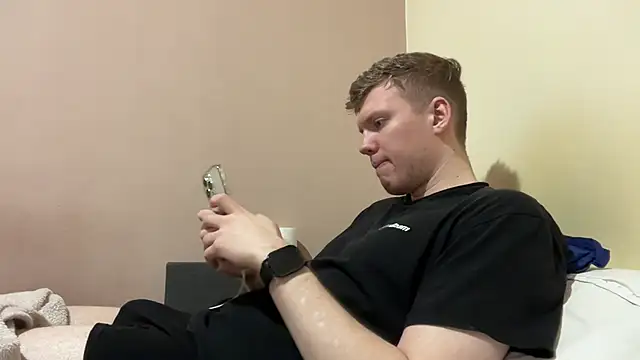 sexybooii6968 online show from January 10, 2026, 2:52 pm