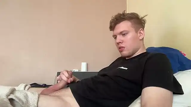 Snapshot of sexybooii6968 chatting on February 23, 2026, 1:41 pm sexybooii6968 online show from February 23, 2026, 1:41 pm