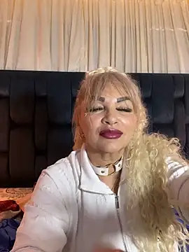 scarlett sexx69 online show from November 7, 2025, 11:43 am