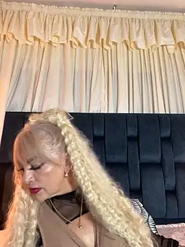 scarlett sexx69 online show from November 8, 2025, 11:32 am